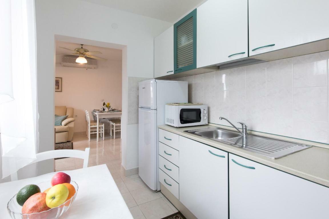 Apartment Calista ราบัซ ภายนอก รูปภาพ