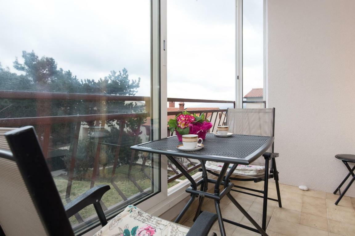 Apartment Calista ราบัซ ภายนอก รูปภาพ