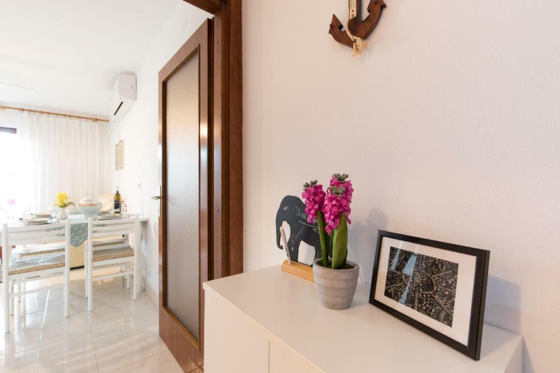 Apartment Calista ราบัซ ภายนอก รูปภาพ